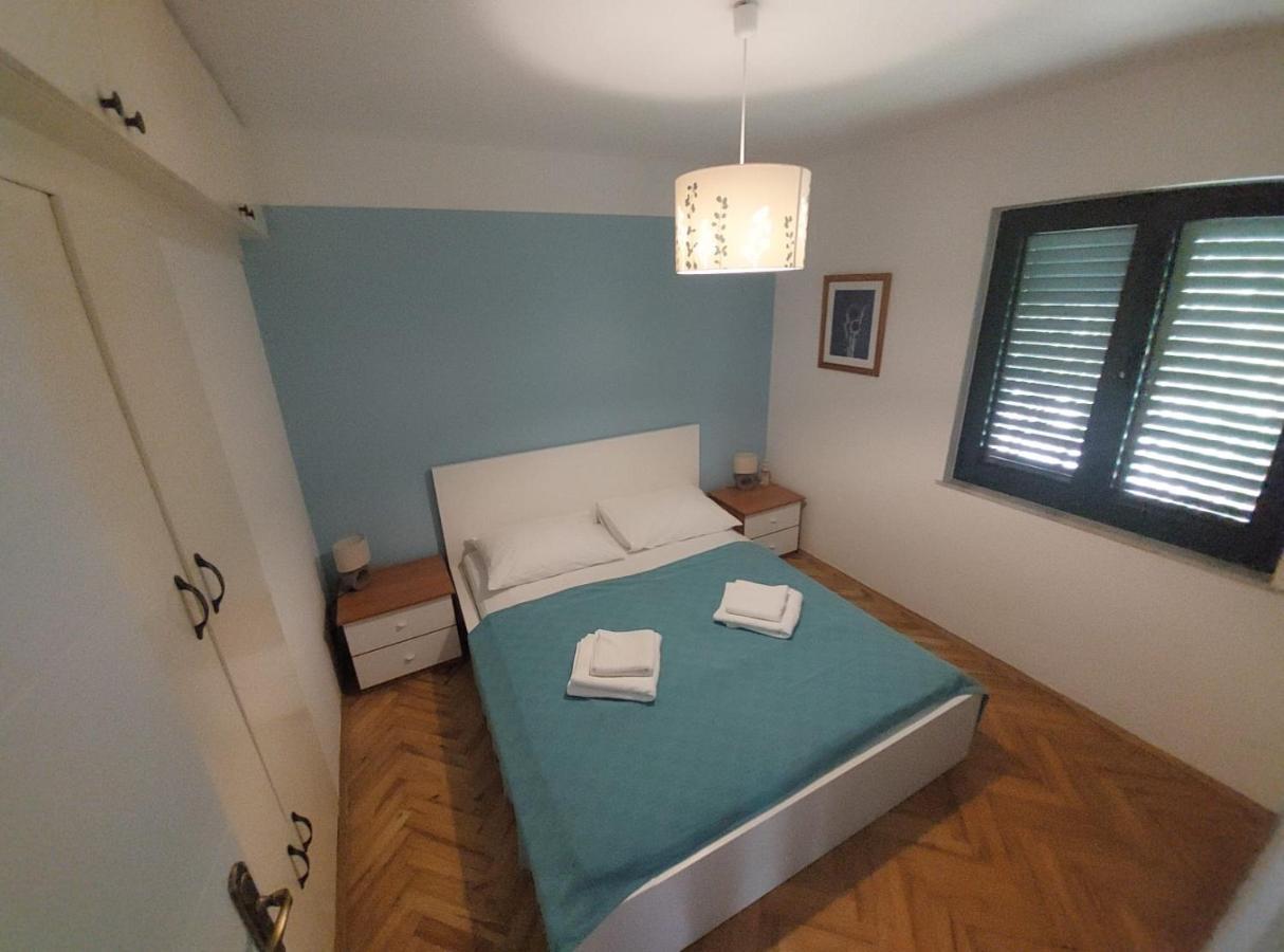 Apartman Rimac Трогир Екстериор снимка