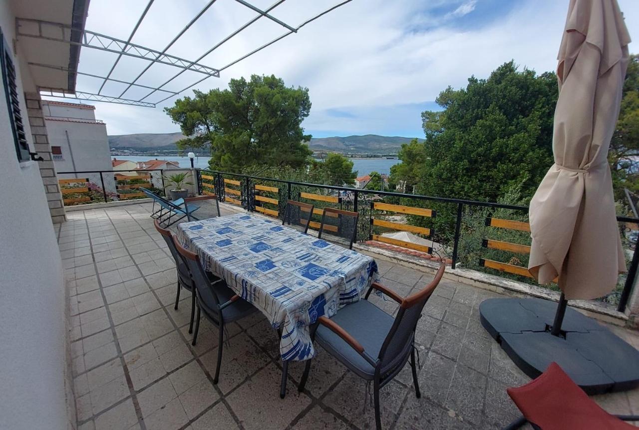 Apartman Rimac Трогир Екстериор снимка